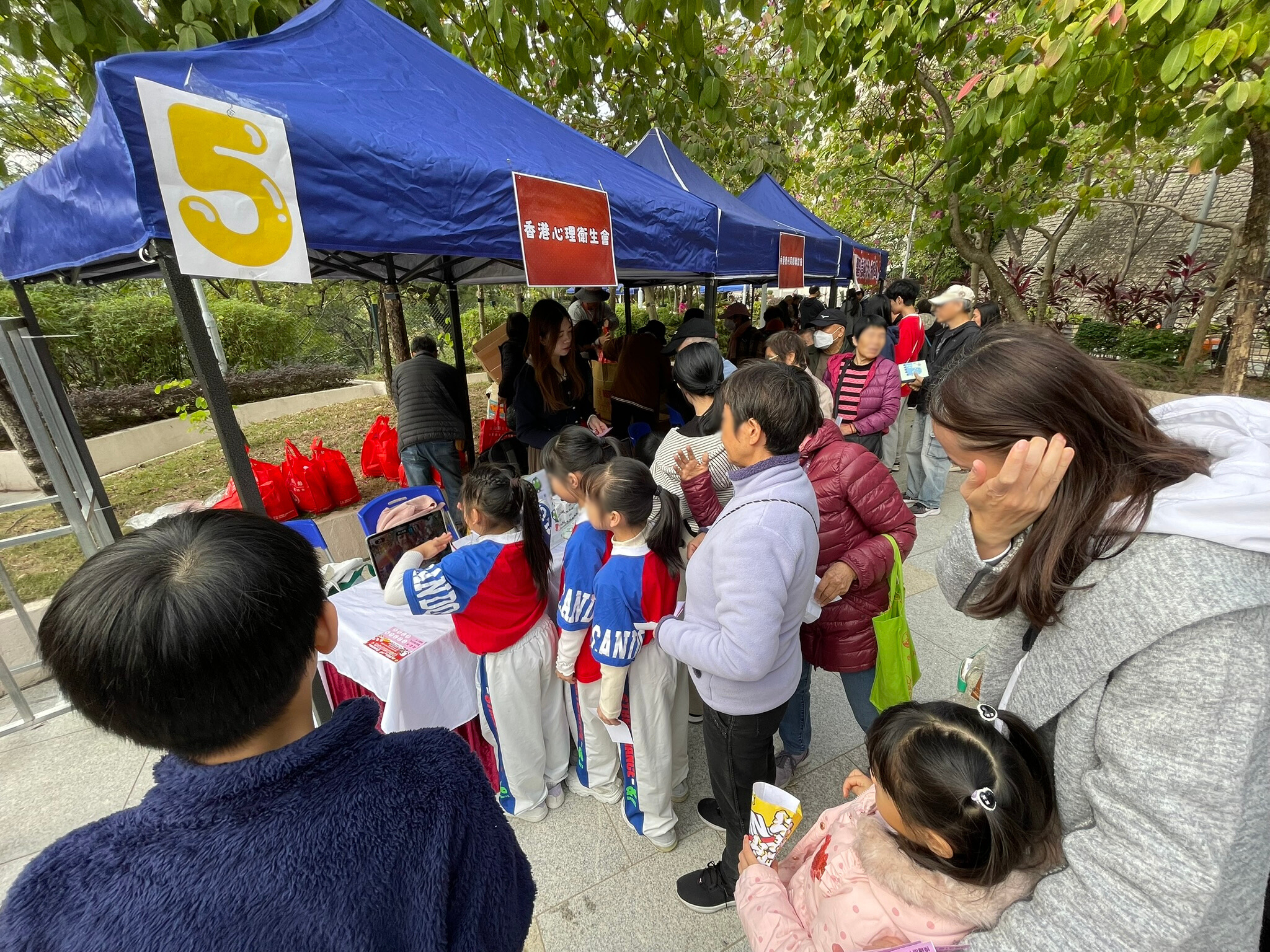 15/12/2024 : Chill Lab@康樂區居民協會主辦觀塘民政事務署贊助歡樂聖誕嘉年華